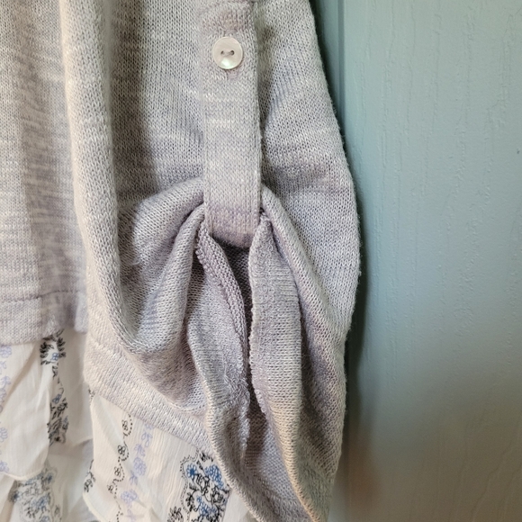 Layered-look light grey sweater - Picture 7 of 11